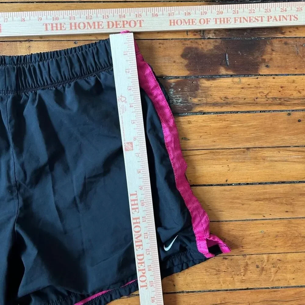 Retro Nike Performance Black Running Shorts Hot Pink Stripe Mesh Lining Large
